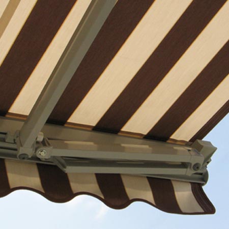Arm Awning with double inclination Select Beta